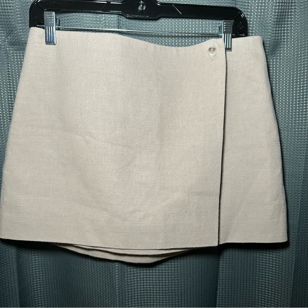 Astr The Label Cream Mini Linen Blend Asymmetrical Wrap Skirt Medium